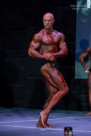 CLASSIC PHYSIQUE +178